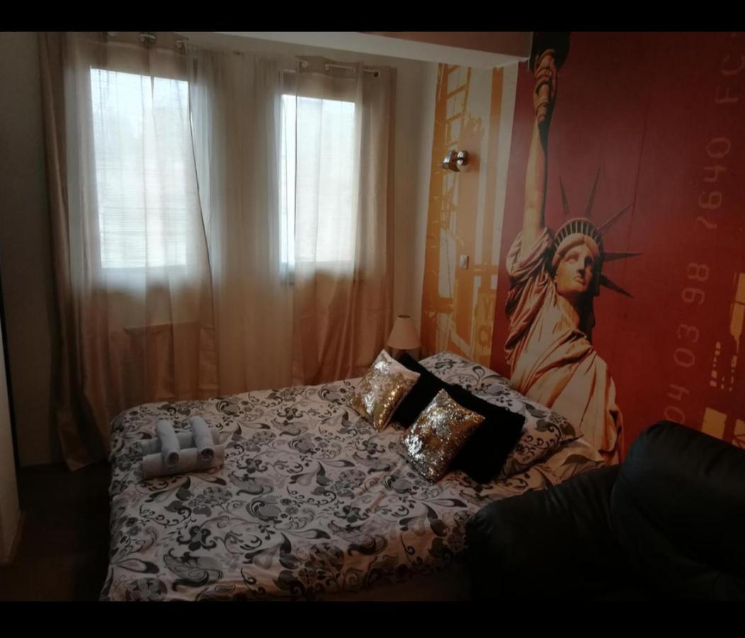 New York Apartment سكوبجي المظهر الخارجي الصورة